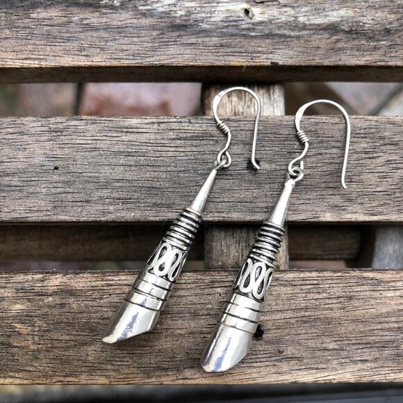 Silver long dangle earrings - Picture 2 of 4